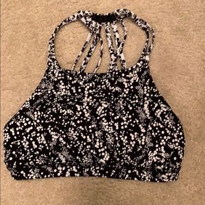 Lululemon highneck sports bra